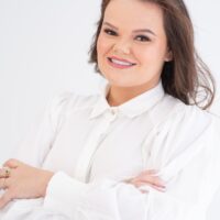 Dra Carolina de Souza Assis
